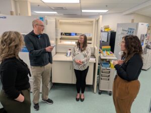 PXL_20251208_190421292